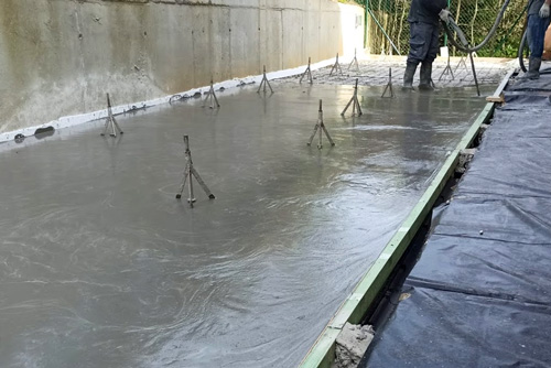 recrecido de suelos de terrazas con mortero autonivelante en gipuzkoa